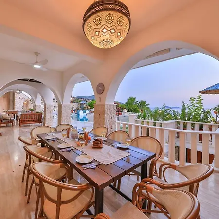 Sea Front Ultra Luxury Kalkan Willa *