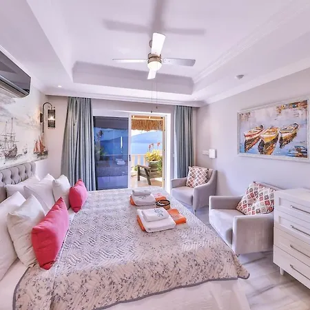 Sea Front Ultra Luxury Kalkan Willa *